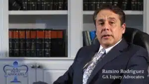 Diez preguntas comunes que los clientes a menudo hacen a sus abogados de accidentes automovilísticos: